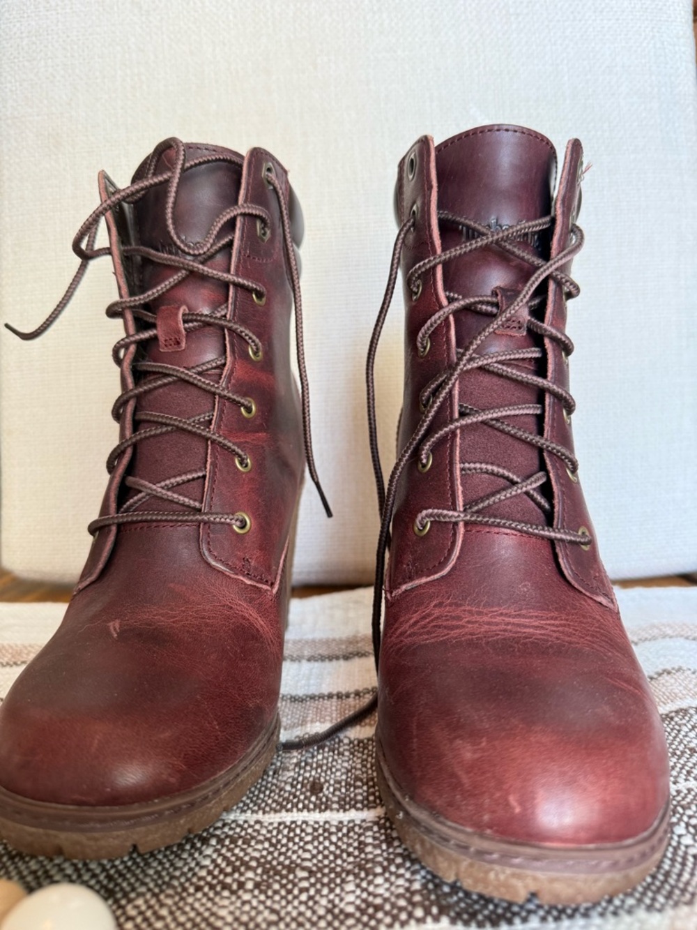 Timberland Burgundy Leather Lace-Up Ankle Boots - Picture 2 of 7
